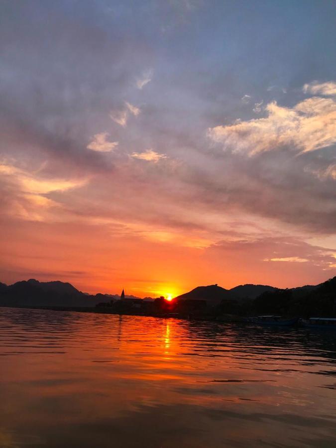 Phong Nha Escape Bungalow Buitenkant foto